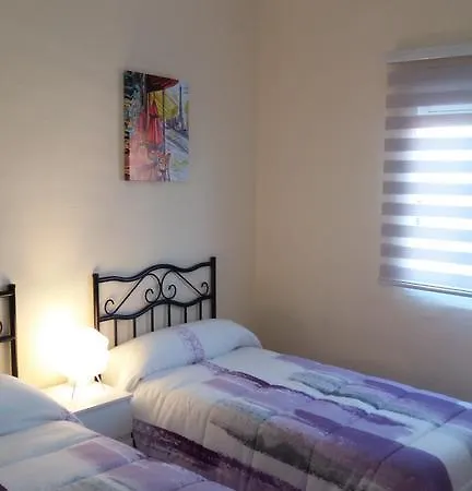 Malvarosa Beach Economy Apartment